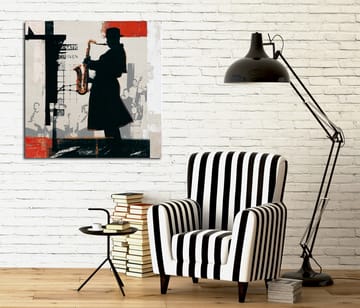 Lerretsbilde 45x45 cm - Silhuett av en saksofonist i et urbant miljø - Svart / Rød / Beige - Interiør - Maleri & posters - Lerretsbilder