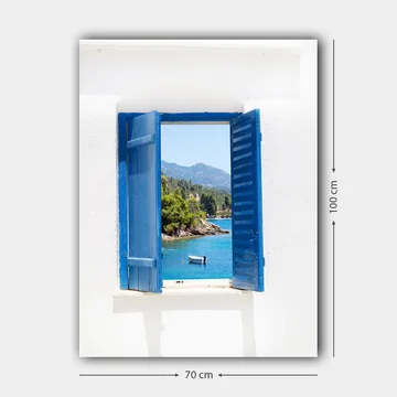 Lerretsbilde 70x100 cm - Åpen vindusskodde som gir utsikt over en blå innsjø og omkringliggende grøntområder - Blå / Grønn / Hvit - Interiør - Maleri & posters - Lerretsbilder