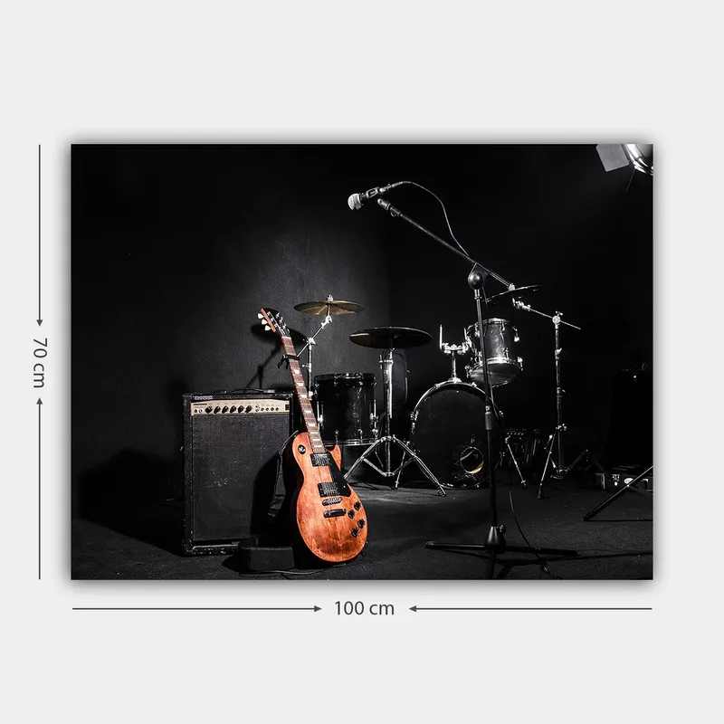 Lerretsbilde 70x100 cm - Akustisk gitar og trommer i et musikkstudio - Brun / Svart / Sølv - Interiør - Maleri & posters - Lerretsbilder