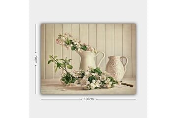 Lerretsbilde 70x100 cm - Blomsteroppsats med hvite mugger og grener i en rolig komposisjon - Hvit / Lys rosa / Grønn - Interiør - Maleri & posters - Lerretsbilder