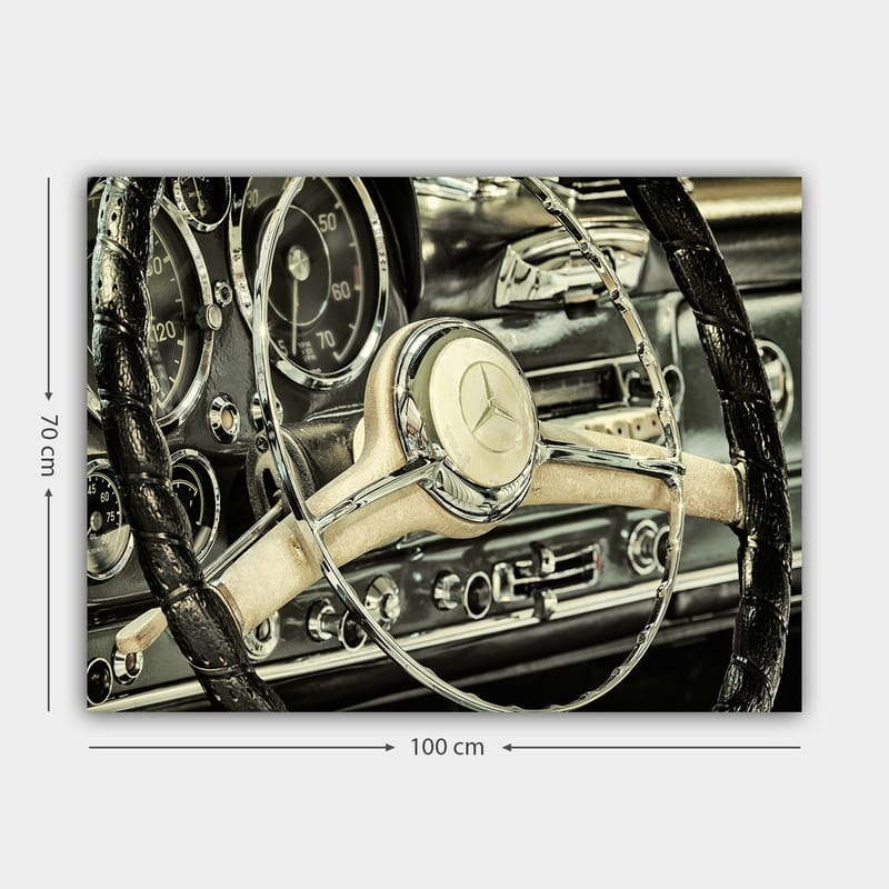 Lerretsbilde 70x100 cm - Detaljert nærbilde av rattet og dashbordet i en klassisk bil - Sølv / Svart / Beige - Interiør - Maleri & posters - Lerretsbilder