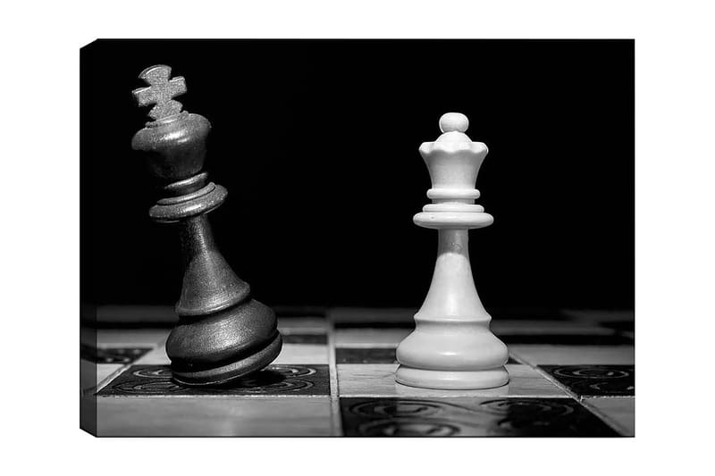 Lerretsbilde 70x100 cm - Dramatisk skildring av to sjakkkonger, en svart og en hvit, i en intens konfrontasjon, Svart / Hvit