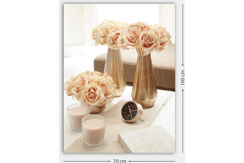 Lerretsbilde 70x100 cm - Elegant arrangement av roser i vaser som skaper en romantisk atmosfære - Lys rosa / Gull / Beige - Interiør - Maleri & posters - Lerretsbilder