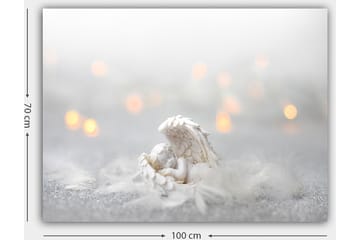 Lerretsbilde 70x100 cm - Engel hviler på en myk overflate, omgitt av lyse og drømmeaktige elementer - Hvit / Lys grå - Interiør - Maleri & posters - Lerretsbilder