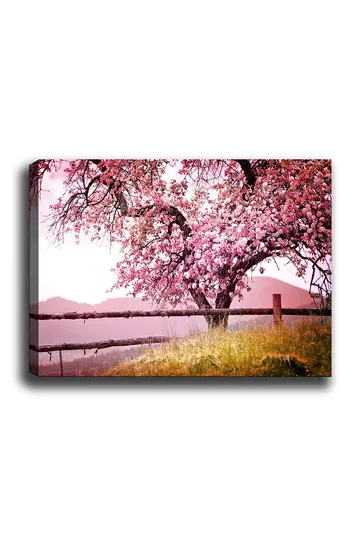 Lerretsbilde 70x100 cm - Et blomstrende kirsebærtre i et idyllisk landskap - Rosa / Grønn / Brun - Interiør - Maleri & posters - Lerretsbilder