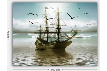 Lerretsbilde 70x100 cm - Et gammelt seilskip som navigerer gjennom rolige farvann under en lys himmel - Blå / Grå / Brun - Interiør - Maleri & posters - Lerretsbilder