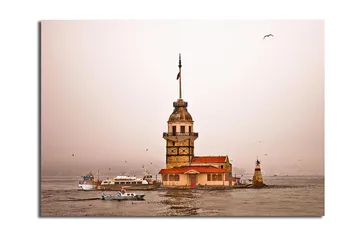 Lerretsbilde 70x100 cm - Et historisk fyrtårn som stiger over vannet i en tåkete atmosfære - Beige / Oransje / Brun - Interiør - Maleri & posters - Lerretsbilder