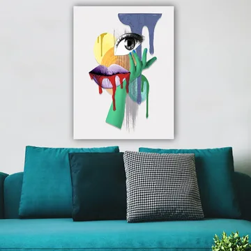 Lerretsbilde 70x100 cm - Et surrealistisk portrett med et øye, lepper og en hånd i livlige farger - Grønn / Lilla / Rød - Interiør - Maleri & posters - Lerretsbilder