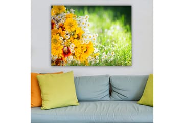 Lerretsbilde 70x100 cm - Fargerik bukett med gule blomster og hvite tusenfryd - Gul / Hvit / Oransje - Interiør - Maleri & posters - Lerretsbilder