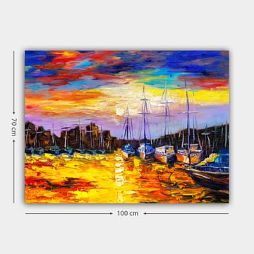 Lerretsbilde 70x100 cm - Fargerik havnescene med seilbåter speilet i vannet under en solnedgang - Gull / Blå / Oransje - Interiør - Maleri & posters - Lerretsbilder