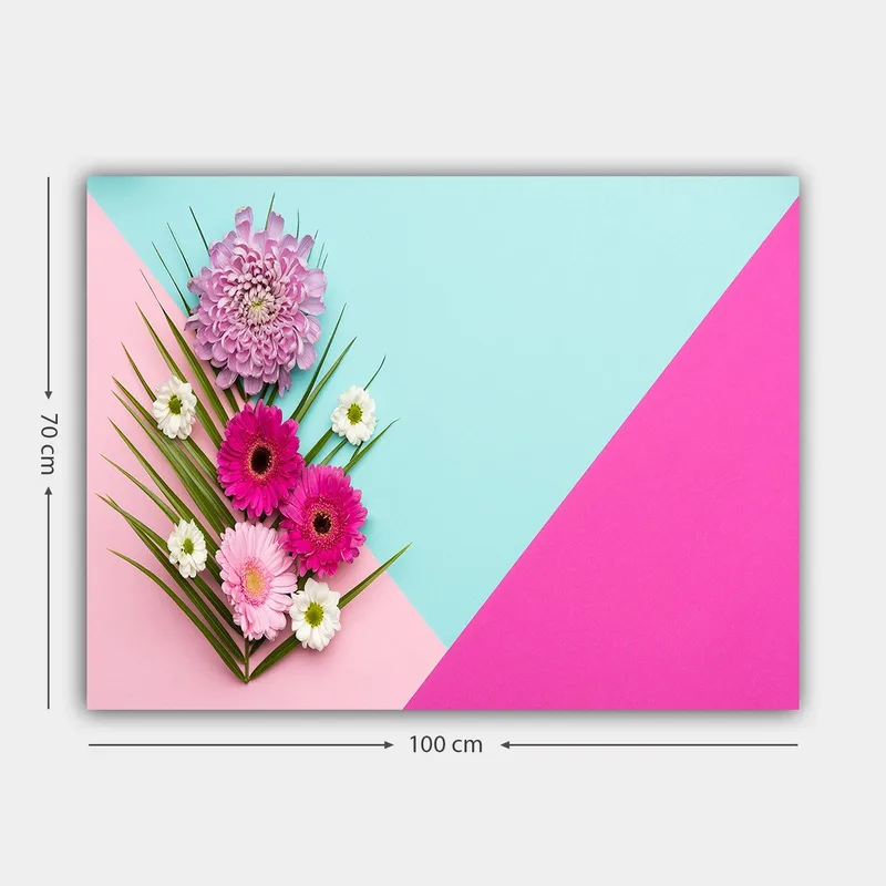 Lerretsbilde 70x100 cm - Fargerik komposisjon av blomster mot en geometrisk bakgrunn i pastellfarger - Rosa / Lys blå / Grønn - Interiør - Maleri & posters - Lerretsbilder