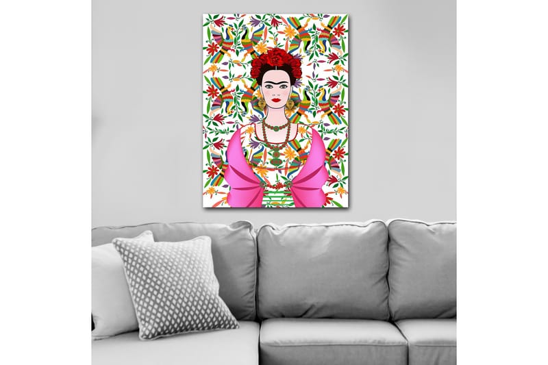 Lerretsbilde 70x100 cm - Fargerik portrett av en kvinne iført tradisjonelle meksikanske klær og blomster i håret, omgitt av en livlig bakgrunn med fugler og blomster - Rosa / Grønn / Rød - Interiør - Maleri & posters - Lerretsbilder