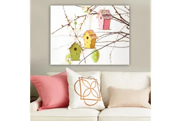 Lerretsbilde 70x100 cm - Fargerike fuglehus hengende i grener med blomster - Grønn / Gul / Rosa - Interiør - Maleri & posters - Lerretsbilder