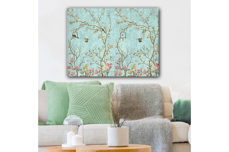 Lerretsbilde 70x100 cm - Fargerike fugler som sitter på grener med blomster mot en lyseblå bakgrunn - Lys blå / Rosa / Brun - Interiør - Maleri & posters - Lerretsbilder