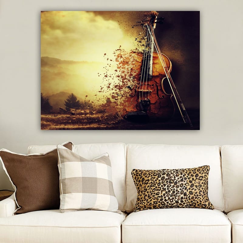 Lerretsbilde 70x100 cm - Fiolin som delvis oppløses i et drømmeaktig landskap - Gull / Brun / Svart - Interiør - Maleri & posters - Lerretsbilder