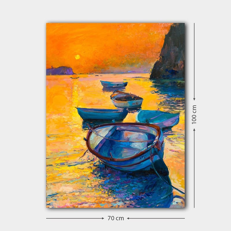 Lerretsbilde 70x100 cm - Flere båter som flyter på en glitrende overflate i solnedgangens varme farger - Oransje / Blå / Gull - Interiør - Maleri & posters - Lerretsbilder