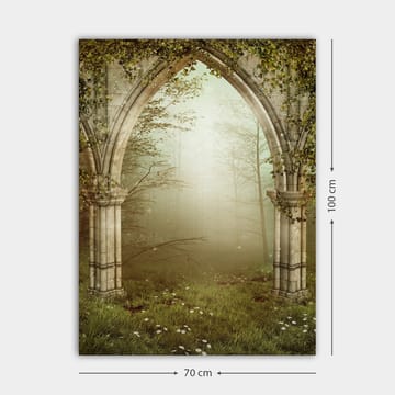 Lerretsbilde 70x100 cm - Gotisk portal omgitt av grøntområder og tåke i et mystisk skogsmiljø - Grå / Grønn / Beige - Interiør - Maleri & posters - Lerretsbilder
