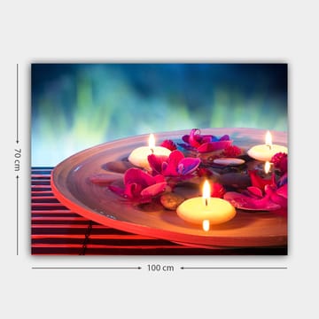 Lerretsbilde 70x100 cm - Harmonisk skål med flytende blomster og lys som skaper en fredelig atmosfære - Rosa / Hvit / Brun - Interiør - Maleri & posters - Lerretsbilder