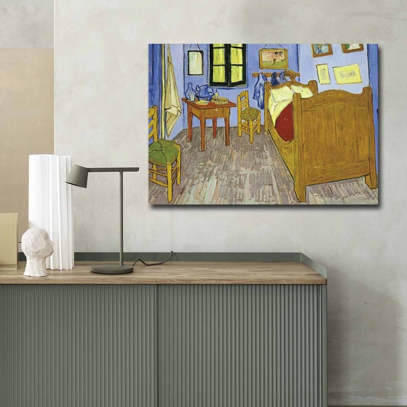 Lerretsbilde 70x100 cm - Innbydende og fargerik skildring av et rom med seng, stoler og bord - Blå / Gul / Brun - Interiør - Maleri & posters - Lerretsbilder