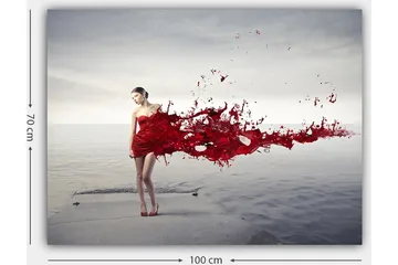 Lerretsbilde 70x100 cm - Kvinne i rød kjole som ser ut til å slippe løs en malingssprutende bevegelse - Rød / Beige - Interiør - Maleri & posters - Lerretsbilder
