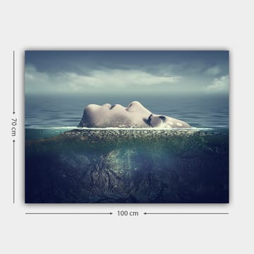 Lerretsbilde 70x100 cm - Kvinne som flyter på vannoverflaten med en drømmende og rolig atmosfære - Blå / Grønn / Beige - Interiør - Maleri & posters - Lerretsbilder