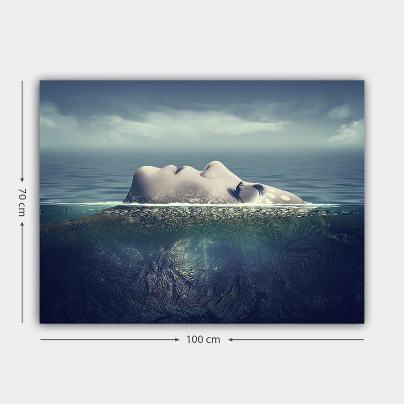 Lerretsbilde 70x100 cm - Kvinne som flyter på vannoverflaten med en drømmende og rolig atmosfære - Blå / Grønn / Beige - Interiør - Maleri & posters - Lerretsbilder