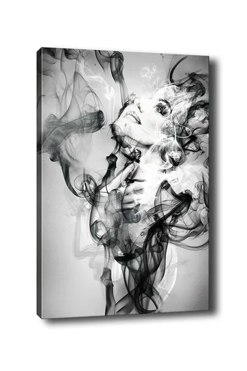 Lerretsbilde 70x100 cm - Kvinne som kommer ut av svevende røykformasjoner - Svart / Grå / Hvit - Interiør - Maleri & posters - Lerretsbilder
