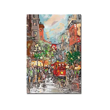 Lerretsbilde 70x100 cm - Livlig bybilde med en rød trikk som kjører gjennom en regnfull gate, omgitt av mennesker og trær - Rød / Grønn / Brun - Interiør - Maleri & posters - Lerretsbilder