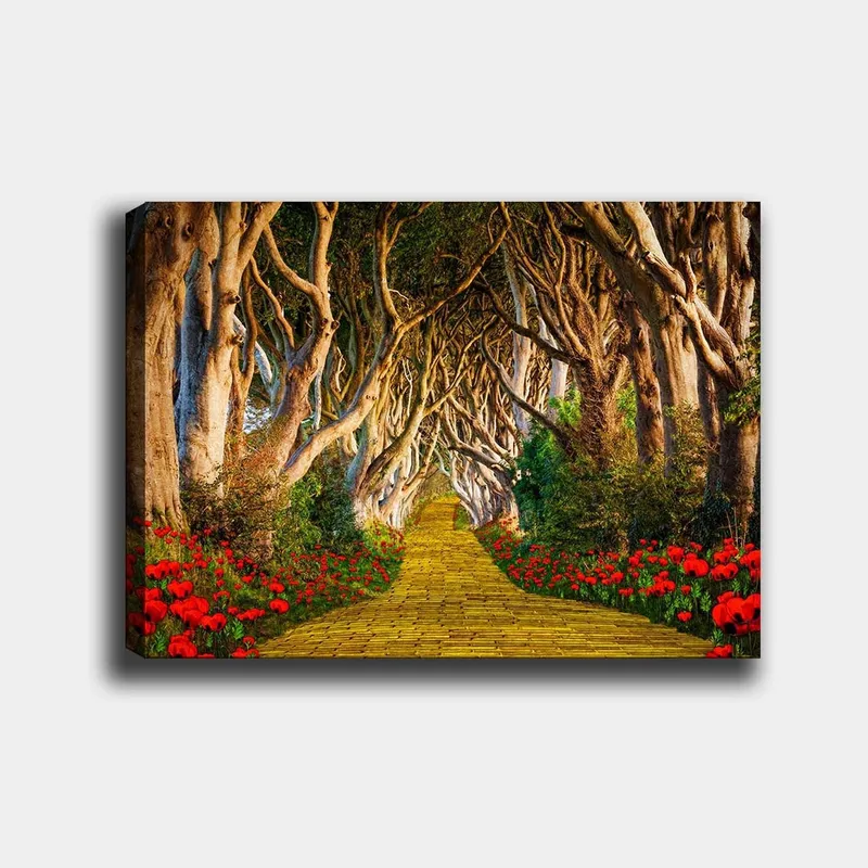 Lerretsbilde 70x100 cm - Magisk sti omkranset av blomster som fører gjennom en tunnel av trær, Gul / Grønn / Rød