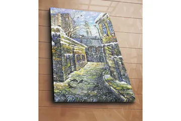 Lerretsbilde 70x100 cm - Melkeveien omgitt av gamle bygninger med snø på takene - Gul / Blå / Hvit - Interiør - Maleri & posters - Lerretsbilder