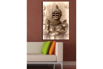 Lerretsbilde 70x100 cm - Middelalderridder i rustning med karakteristisk hjelmdesign - Sølv / Grå / Brun - Interiør - Maleri & posters - Lerretsbilder