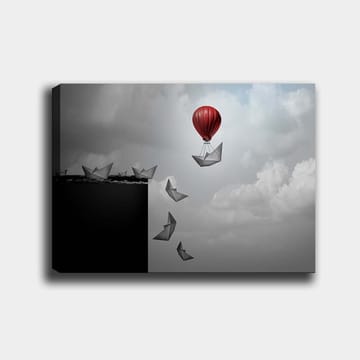 Lerretsbilde 70x100 cm - Rød varmluftsballong som svever over en svart avgrunn med papirbåter som svever under - Rød / Svart / Grå - Interiør - Maleri & posters - Lerretsbilder
