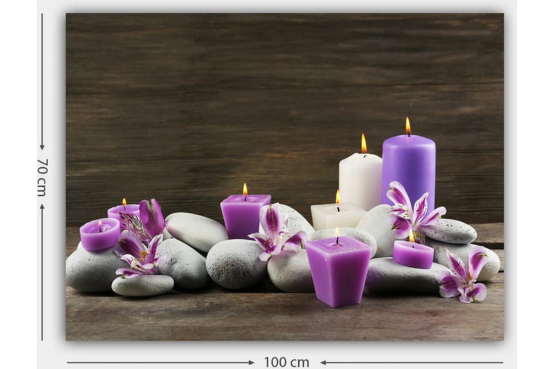 Lerretsbilde 70x100 cm - Rolig komposisjon av stearinlys og steiner med lilla og hvite lys omgitt av blomster - Lilla / Hvit / Grå - Interiør - Maleri & posters - Lerretsbilder
