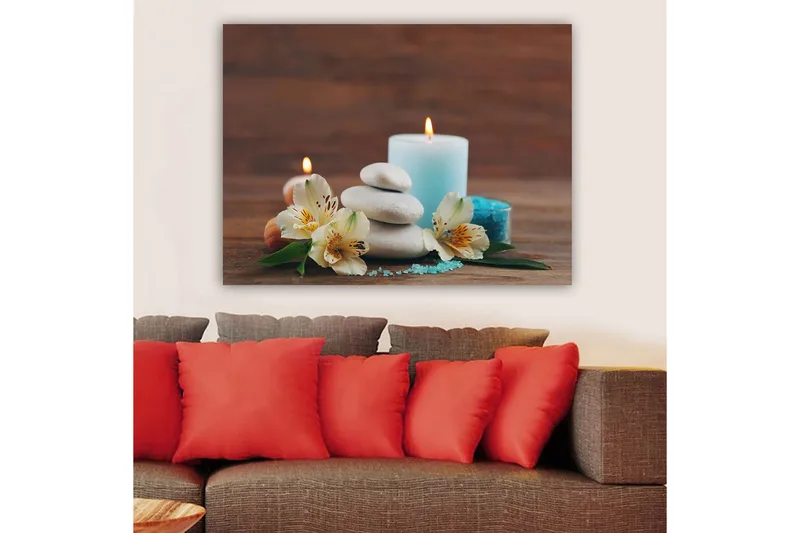 Lerretsbilde 70x100 cm - Rolig komposisjon av steiner, blomster og stearinlys som skaper en avslappende atmosfære - Lys blå / Hvit / Grønn - Interiør - Maleri & posters - Lerretsbilder