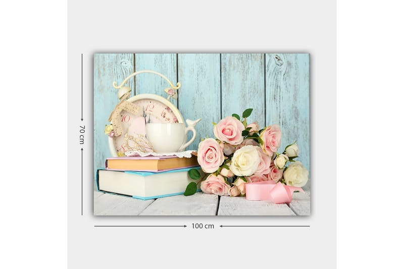 Lerretsbilde 70x100 cm - Rolig og romantisk komposisjon med en kopp, en gammeldags klokke og en rosebukett - Lys rosa / Hvit / Lys blå - Interiør - Maleri & posters - Lerretsbilder