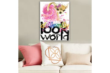 Lerretsbilde 70x100 cm - Søt chihuahua med rosa blomst og fargerike detaljer - Rosa / Svart / Beige - Interiør - Maleri & posters - Lerretsbilder