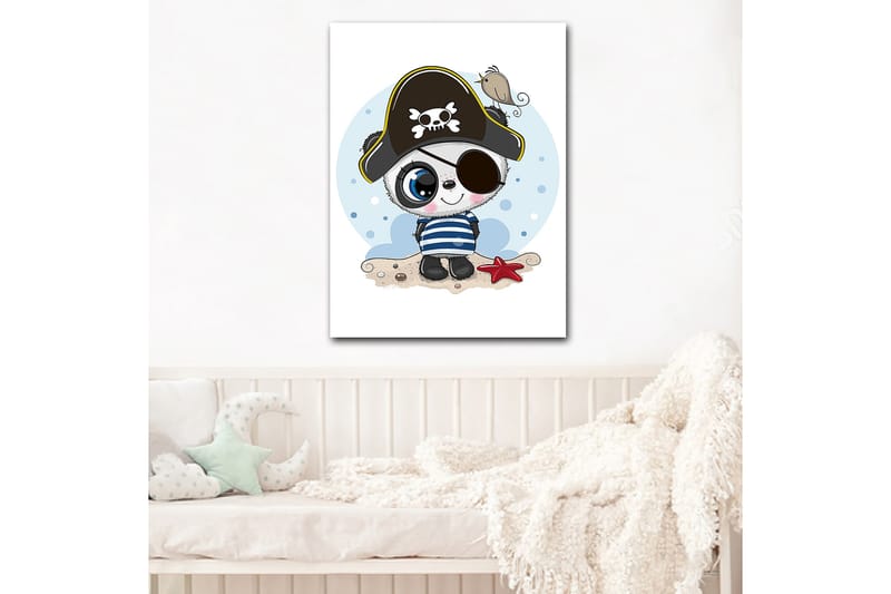 Lerretsbilde 70x100 cm - Søt panda kledd som pirat med øyelapp og pirathatt - Blå / Svart / Hvit - Interiør - Maleri & posters - Lerretsbilder