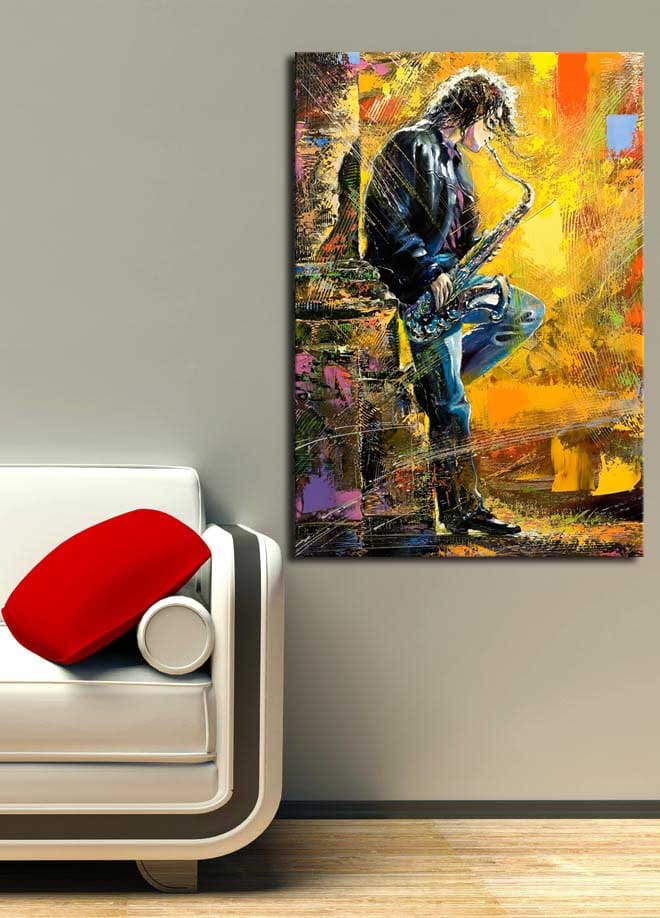 Lerretsbilde 70x100 cm - Saksofonist spiller med lidenskap i et fargerikt miljø - Gul / Blå / Svart - Interiør - Maleri & posters - Lerretsbilder