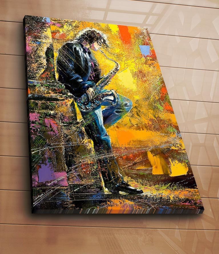 Lerretsbilde 70x100 cm - Saksofonist spiller med lidenskap i et fargerikt miljø - Gul / Blå / Svart - Interiør - Maleri & posters - Lerretsbilder