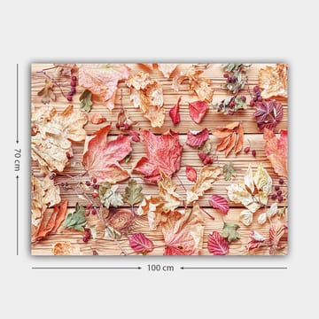 Lerretsbilde 70x100 cm - Samling av høstblader i forskjellige farger som ligger på en treflate - Rød / Gul / Grønn - Interiør - Maleri & posters - Lerretsbilder
