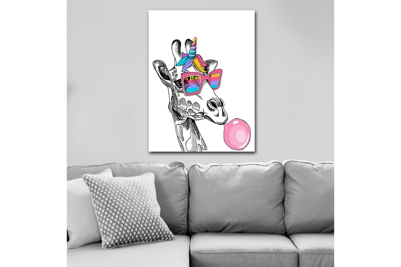 Lerretsbilde 70x100 cm - Sjiraff med solbriller som blåser bobler - Rosa / Blå / Lilla - Interiør - Maleri & posters - Lerretsbilder