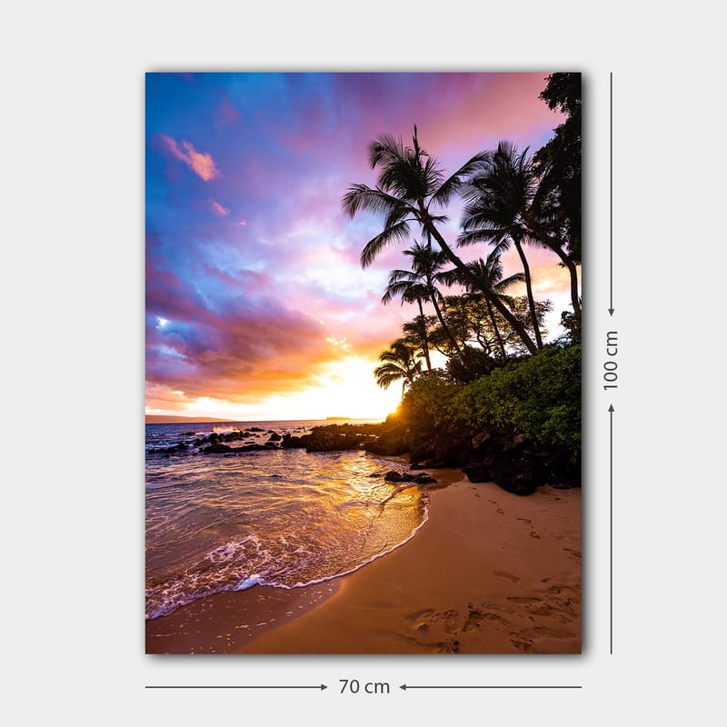 Lerretsbilde 70x100 cm - Solnedgang på stranden med palmer innrammet av fargerike skyer - Lilla / Oransje / Grønn - Interiør - Maleri & posters - Lerretsbilder