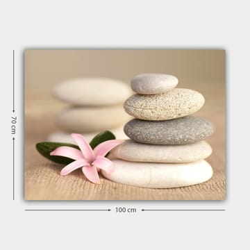 Lerretsbilde 70x100 cm - Steinpyramide med en rosa blomst som symboliserer balanse og harmoni - Grå / Beige / Rosa - Interiør - Maleri & posters - Lerretsbilder