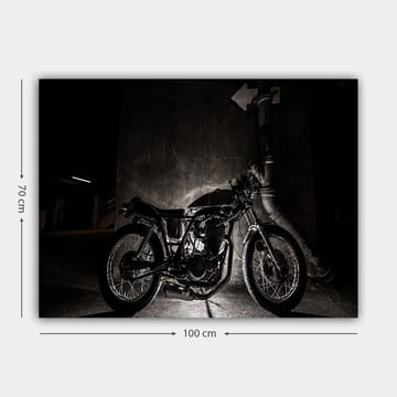 Lerretsbilde 70x100 cm - Stilig motorsykkel i et urbant miljø med fokus på detaljer og skygger - Svart / Grå - Interiør - Maleri & posters - Lerretsbilder