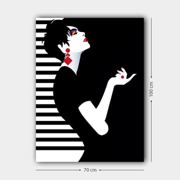 Lerretsbilde 70x100 cm - Stilisert kvinne med elegant holdning og dramatiske smykker - Svart / Hvit / Rød - Interiør - Maleri & posters - Lerretsbilder