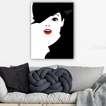 Lerretsbilde 70x100 cm - Stilisert kvinne med svart hatt og røde lepper - Svart / Hvit / Rød - Interiør - Maleri & posters - Lerretsbilder