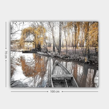Lerretsbilde 70x100 cm - Stille båt på en speilblank vannoverflate omgitt av høstfargede trær - Gull / Grå / Svart - Interiør - Maleri & posters - Lerretsbilder