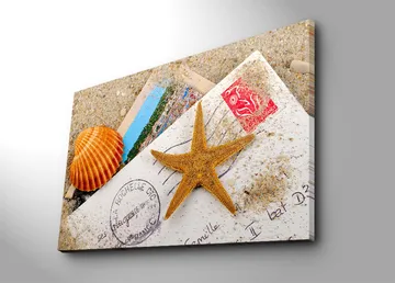 Lerretsbilde 70x100 cm - Strandinspirert komposisjon med sjøstjerne og skjell på et postkort - Oransje / Beige / Hvit - Interiør - Maleri & posters - Lerretsbilder