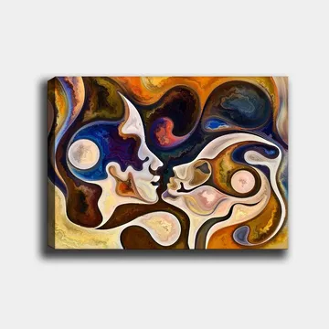 Lerretsbilde 70x100 cm - To ansikter som møtes i et intimt kyss, omgitt av abstrakte former og farger - Mørk blå / Brun / Beige - Interiør - Maleri & posters - Lerretsbilder