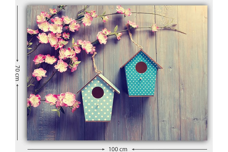 Lerretsbilde 70x100 cm - To fuglehus hengende på en gren med blomster i bakgrunnen - Rosa / Turkis - Interiør - Maleri & posters - Lerretsbilder